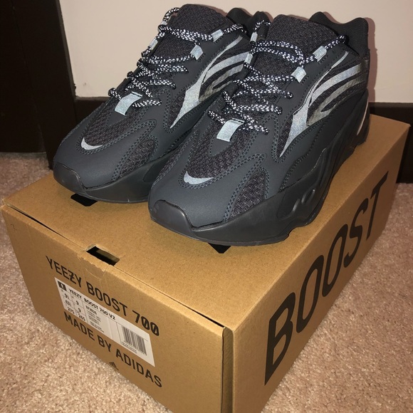 yeezy 700 vanta reflective